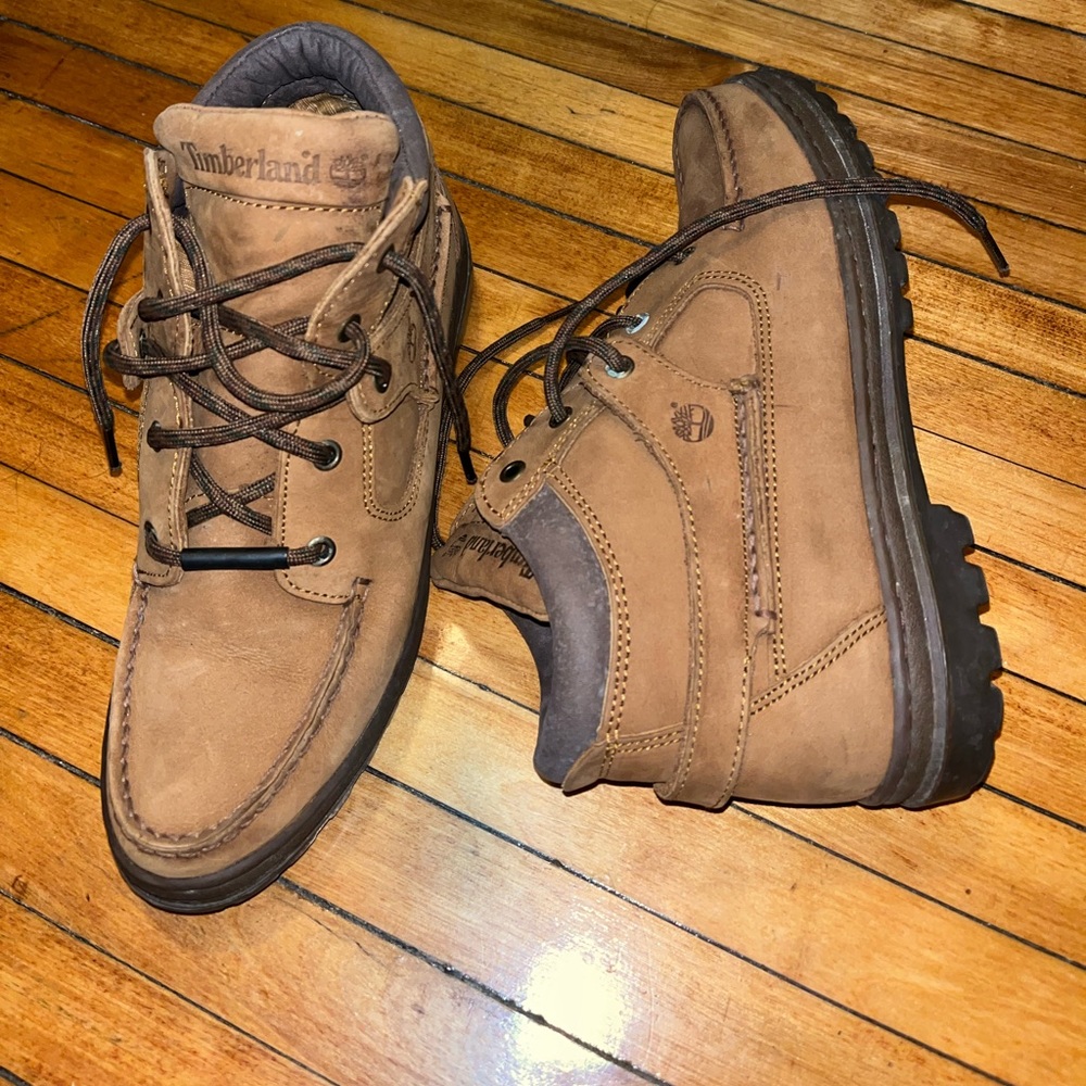 Vintage timberlands